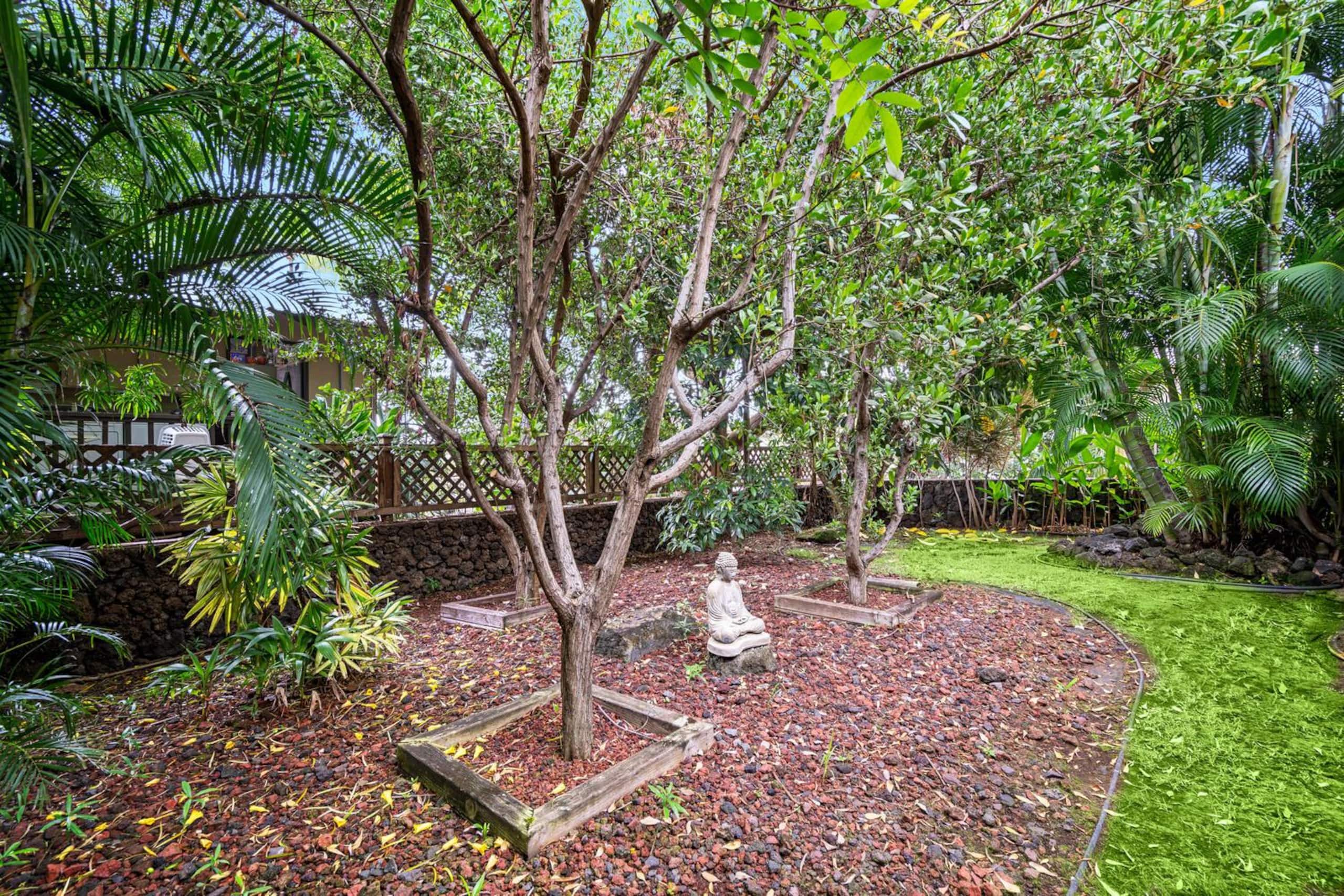 Home in Kailua-Kona · ★4.91 · 3 bedrooms · 4 beds · 2 baths - Image 47