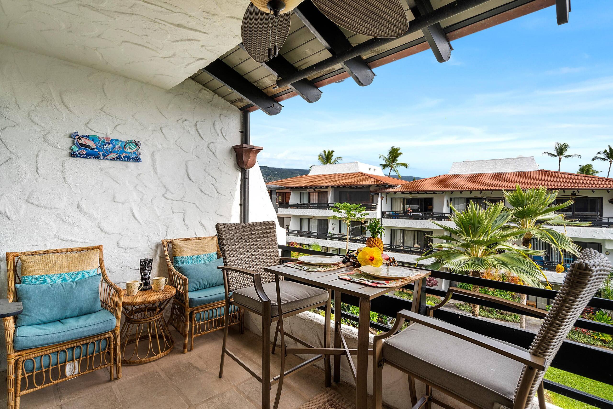 Condo in Kailua-Kona · ★4.65 · 1 bedroom · 2 beds · 1 private bath - Image 5