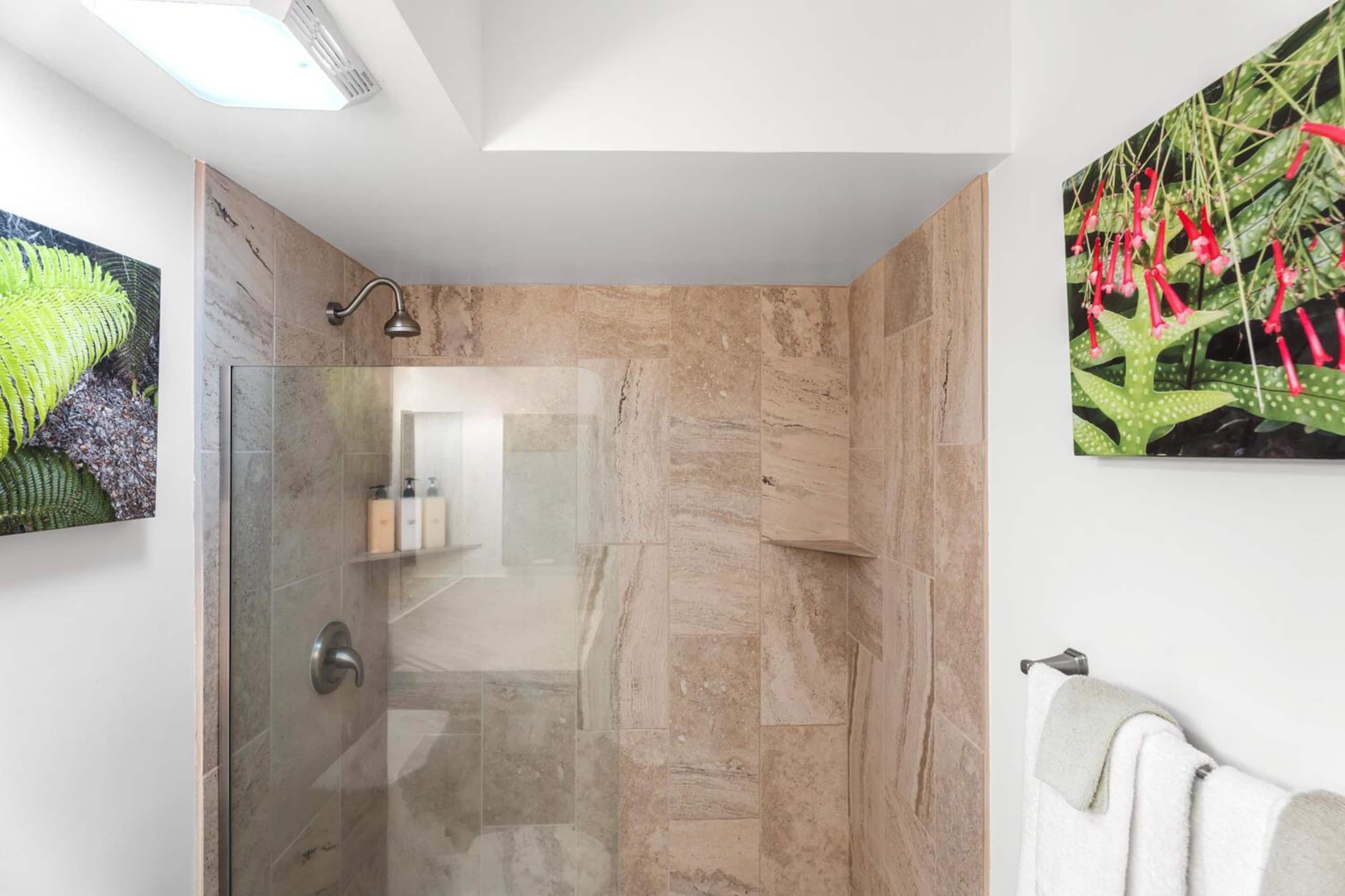 Condo in Kailua-Kona · ★4.79 · 2 bedrooms · 3 beds · 2 private baths - Image 24