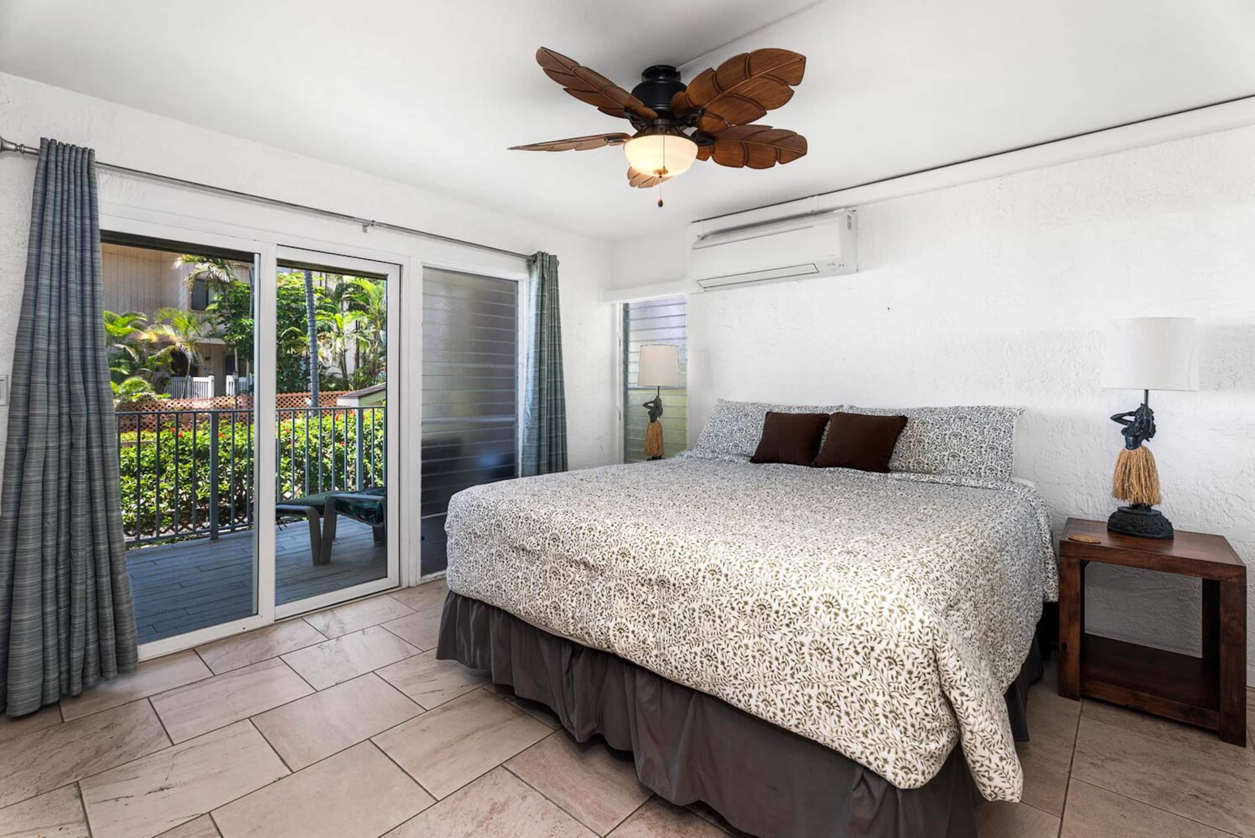 Condo in Kailua-Kona · ★4.79 · 2 bedrooms · 3 beds · 2 private baths - Image 17