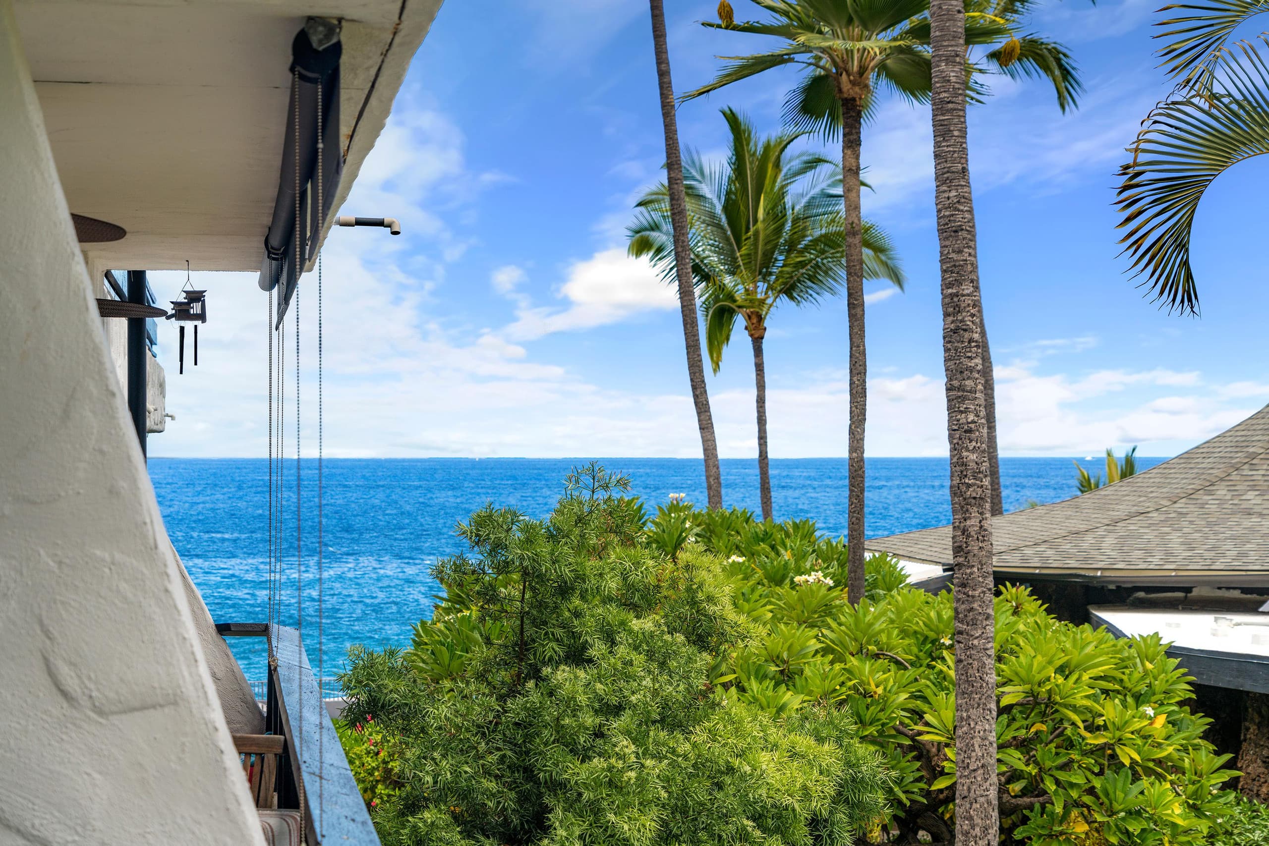Condo in Kailua-Kona · ★4.75 · 1 bedroom · 2 beds · 1 private bath - Image 3
