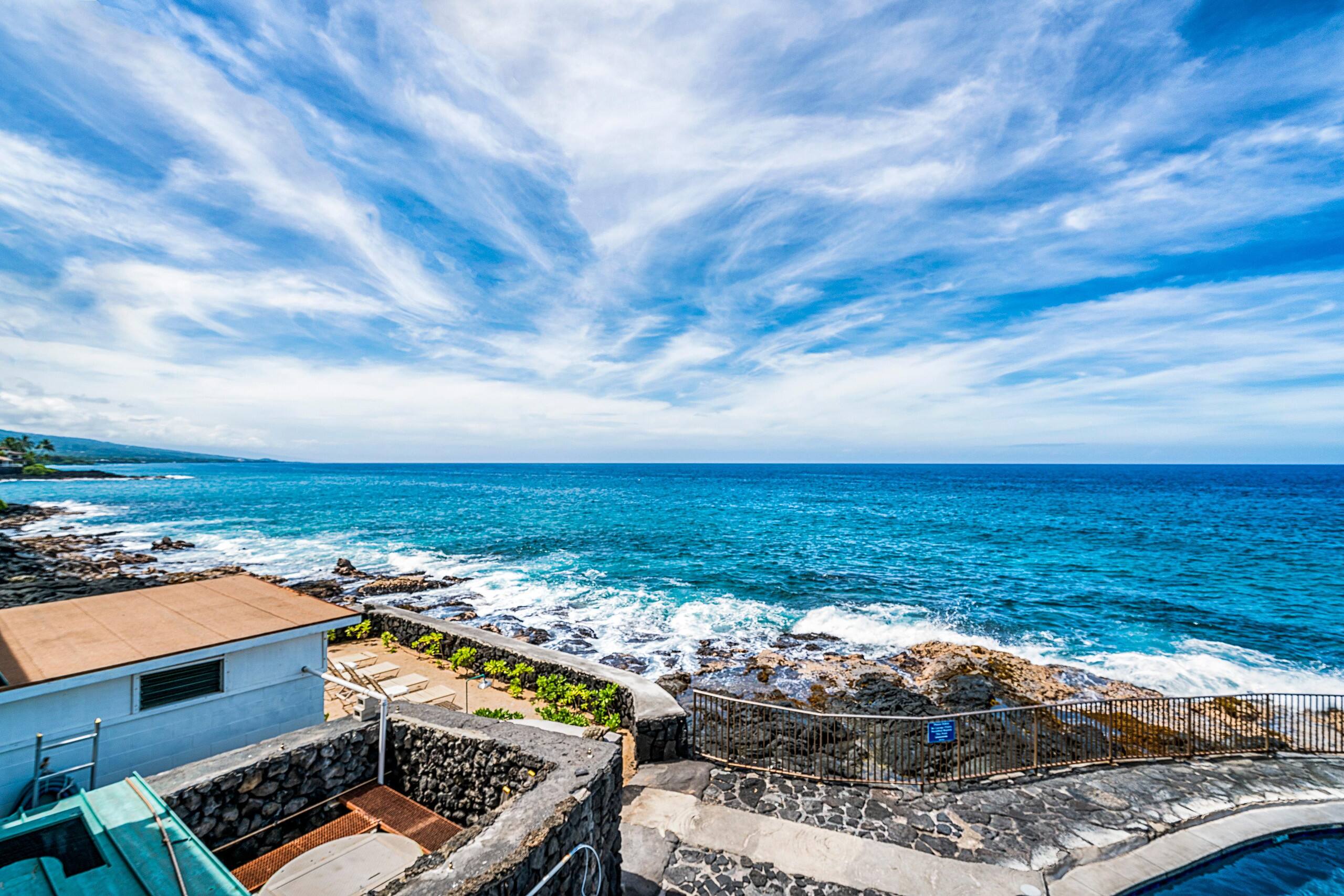 Condo in Kailua-Kona · ★4.75 · 1 bedroom · 2 beds · 1 private bath - Image 36
