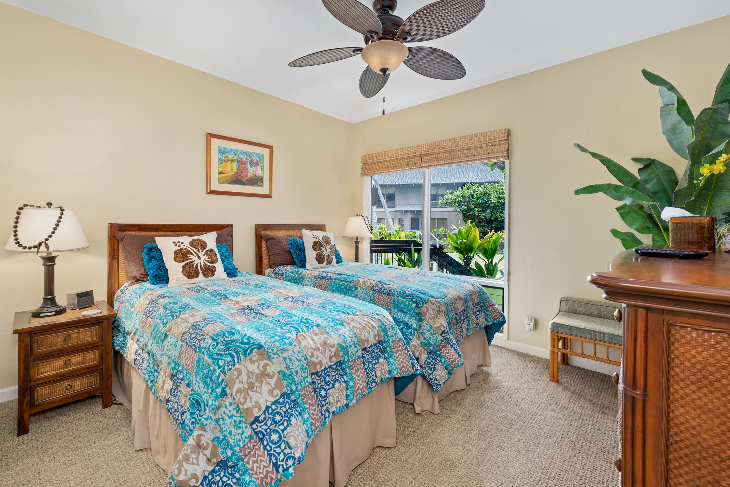 Condo in Kailua-Kona · ★4.83 · 2 bedrooms · 3 beds · 2 baths - Image 25