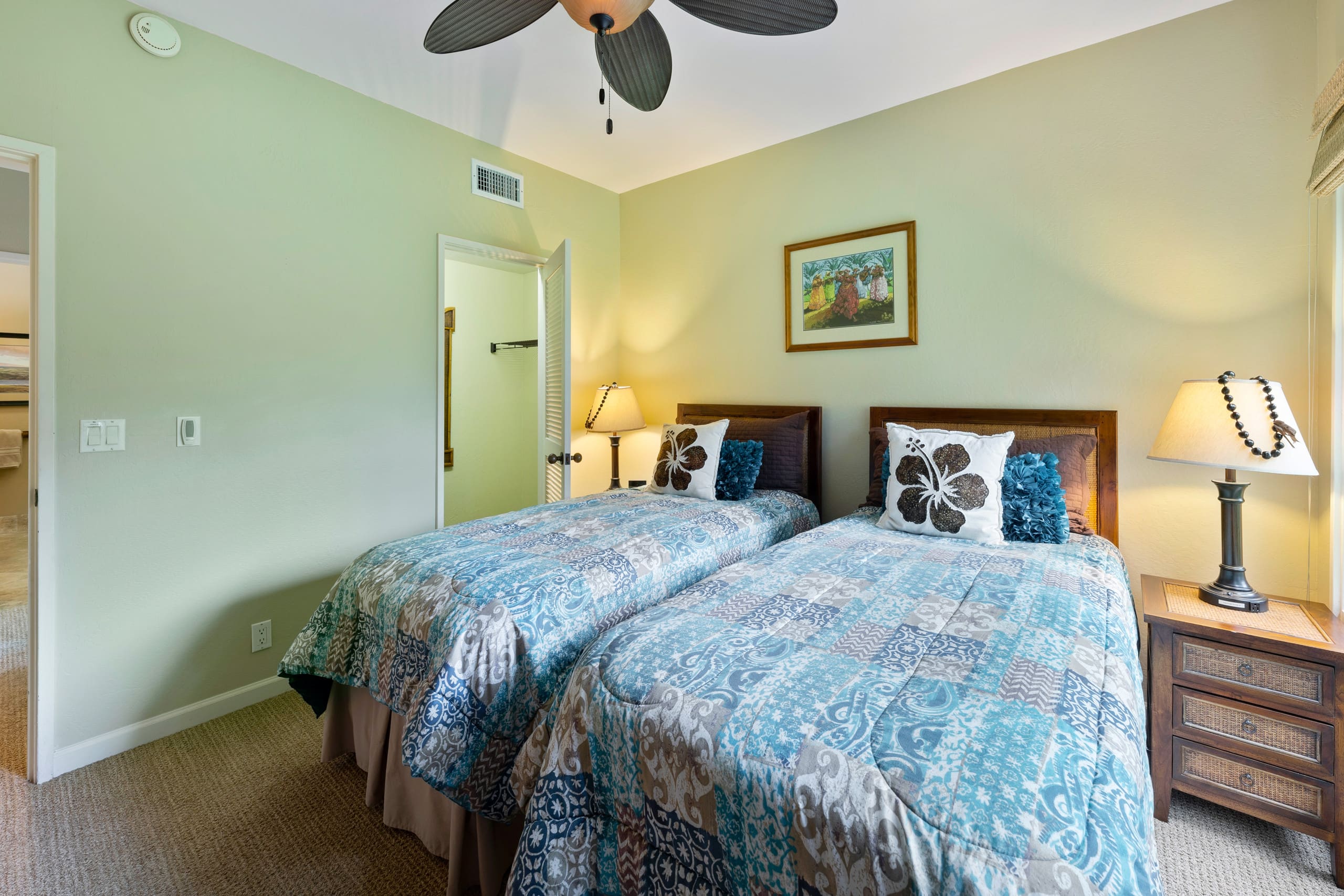 Condo in Kailua-Kona · ★4.83 · 2 bedrooms · 3 beds · 2 baths - Image 27