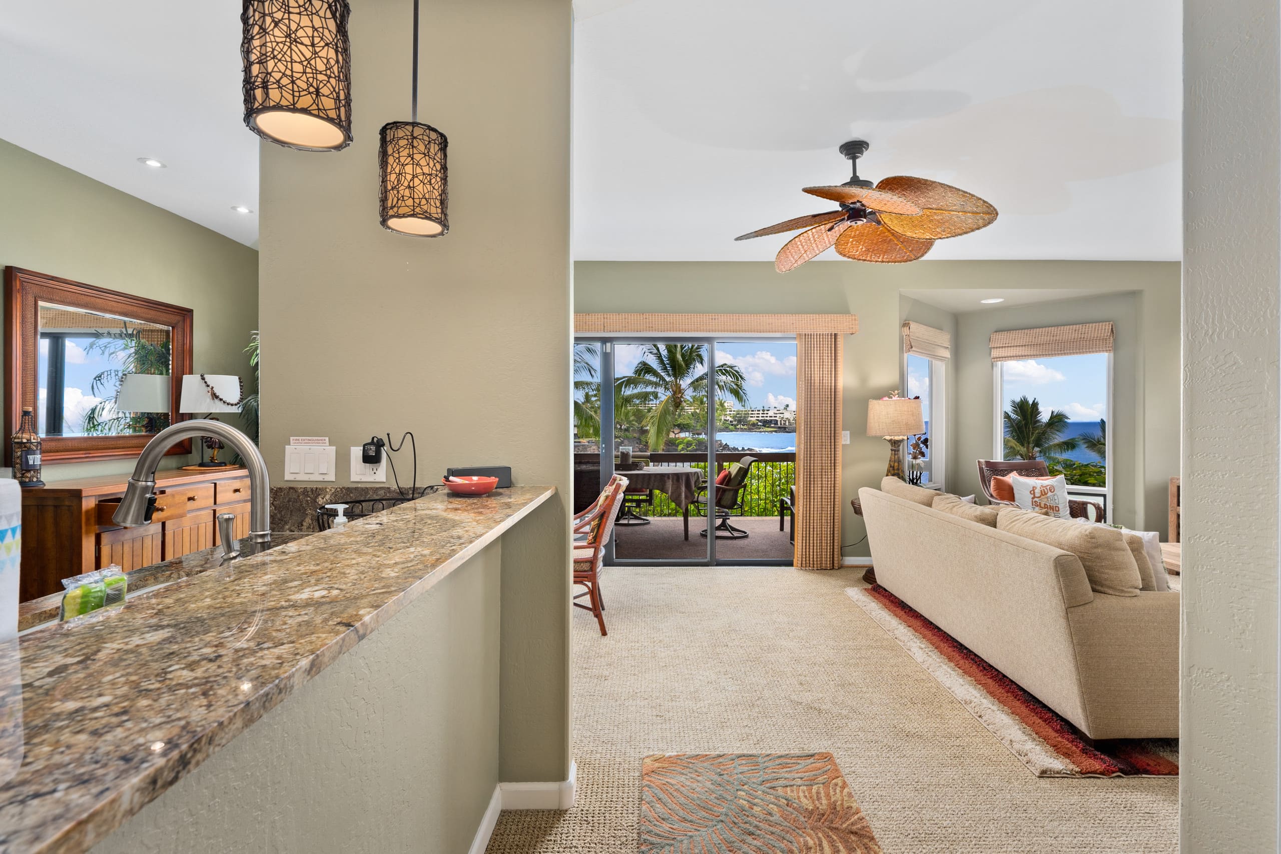 Condo in Kailua-Kona · ★4.83 · 2 bedrooms · 3 beds · 2 baths - Image 10