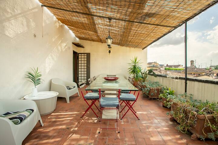 Duomo vigna nuova, amazing 3 br apartment with lar gallery image 3
