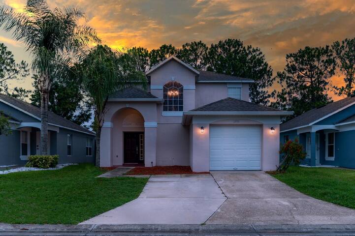 Florida Vacation Home Resorts managed Airbnb listing 2