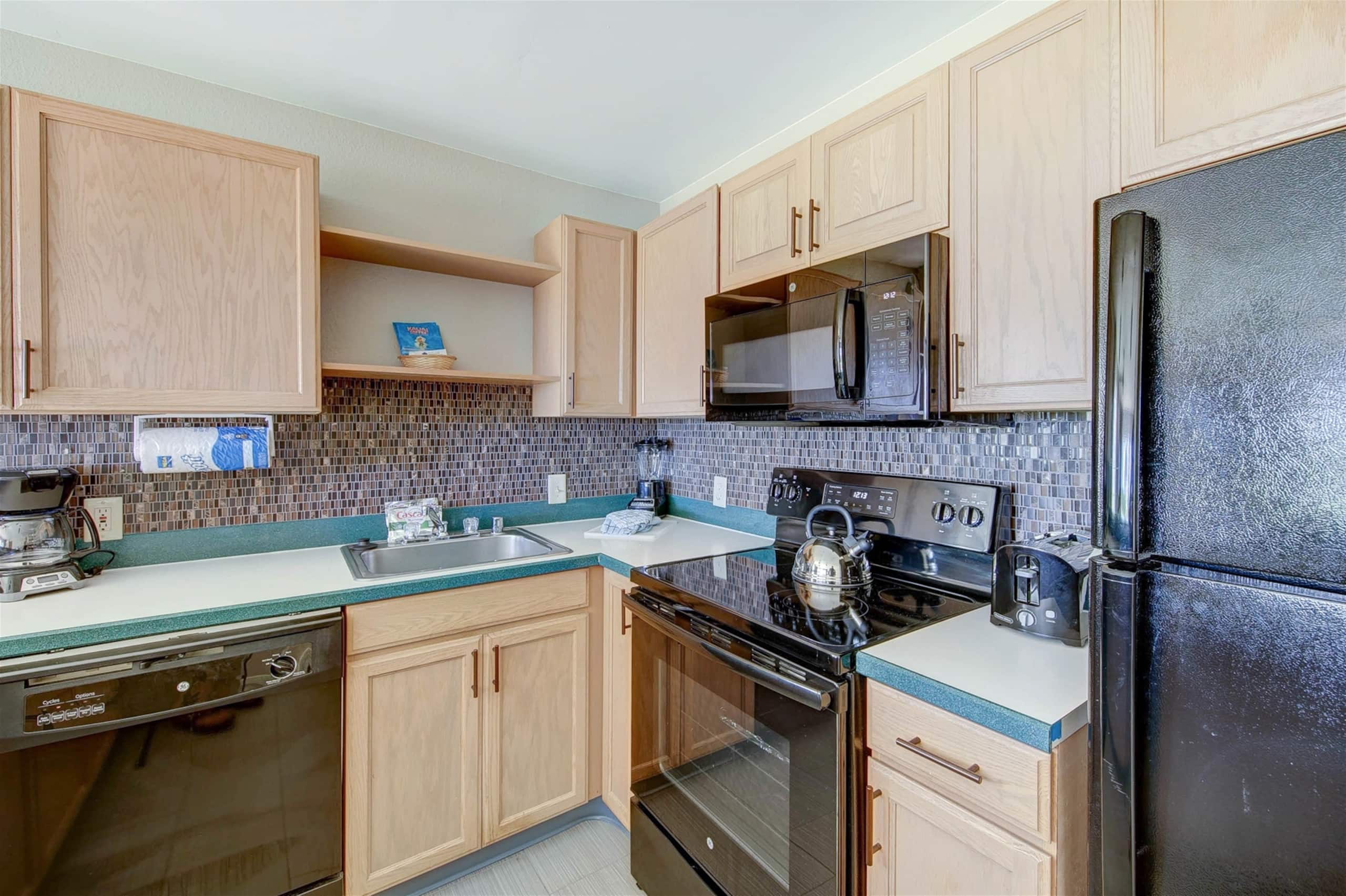 Condo in Kapaa · ★4.62 · 1 bedroom · 2 beds · 1 shared bath - Image 8