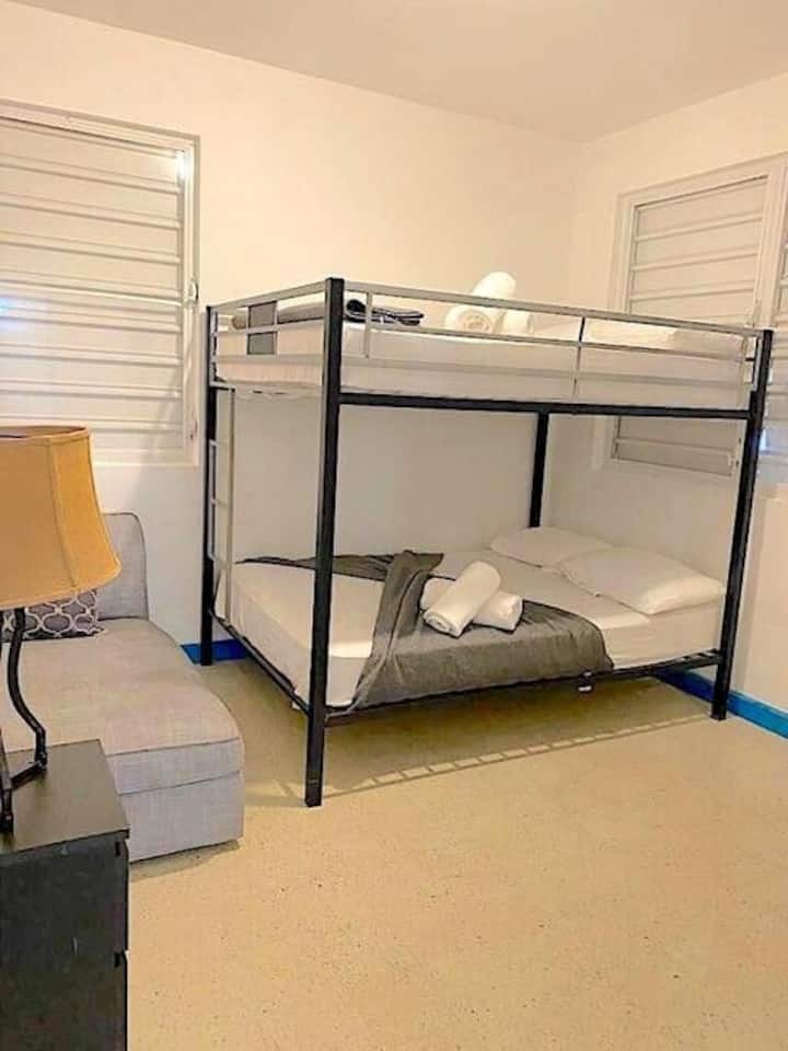 غرفة النوم 2