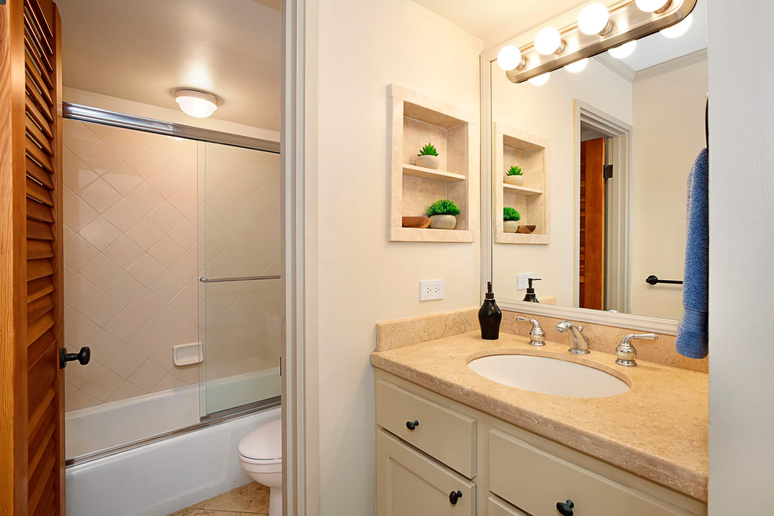 Condo in Koloa · ★4.74 · 2 bedrooms · 3 beds · 2 baths - Image 11