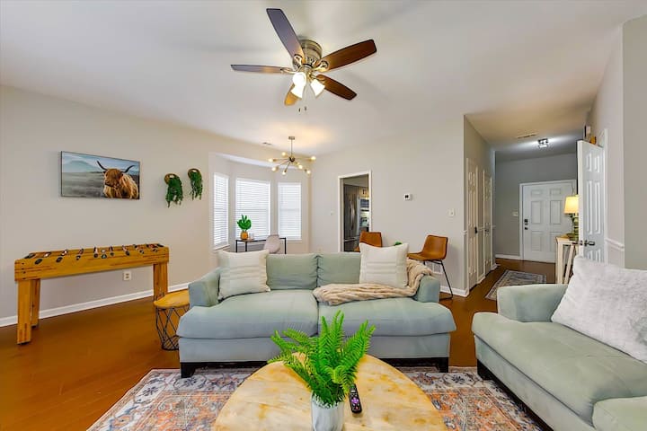 Renovated House In Kennesaw - Kennesaw, GA