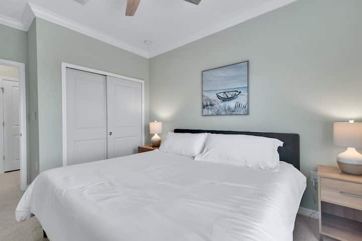 King room # 3 na Smart TV na bafu ya chumbani