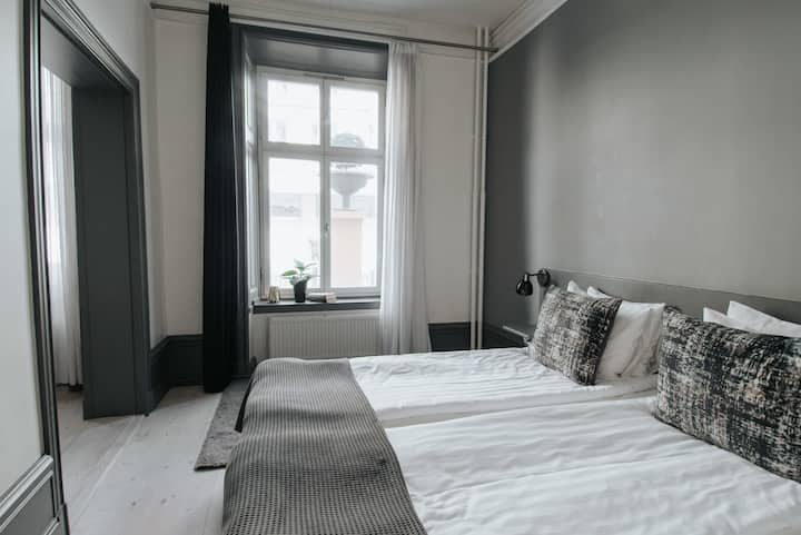 This cozy bedroom has a bed which are two 90cm Hästens beds that are put together to a 180 cm wide bed, they can also be seperated if you prefer to sleep in two beds instead.
