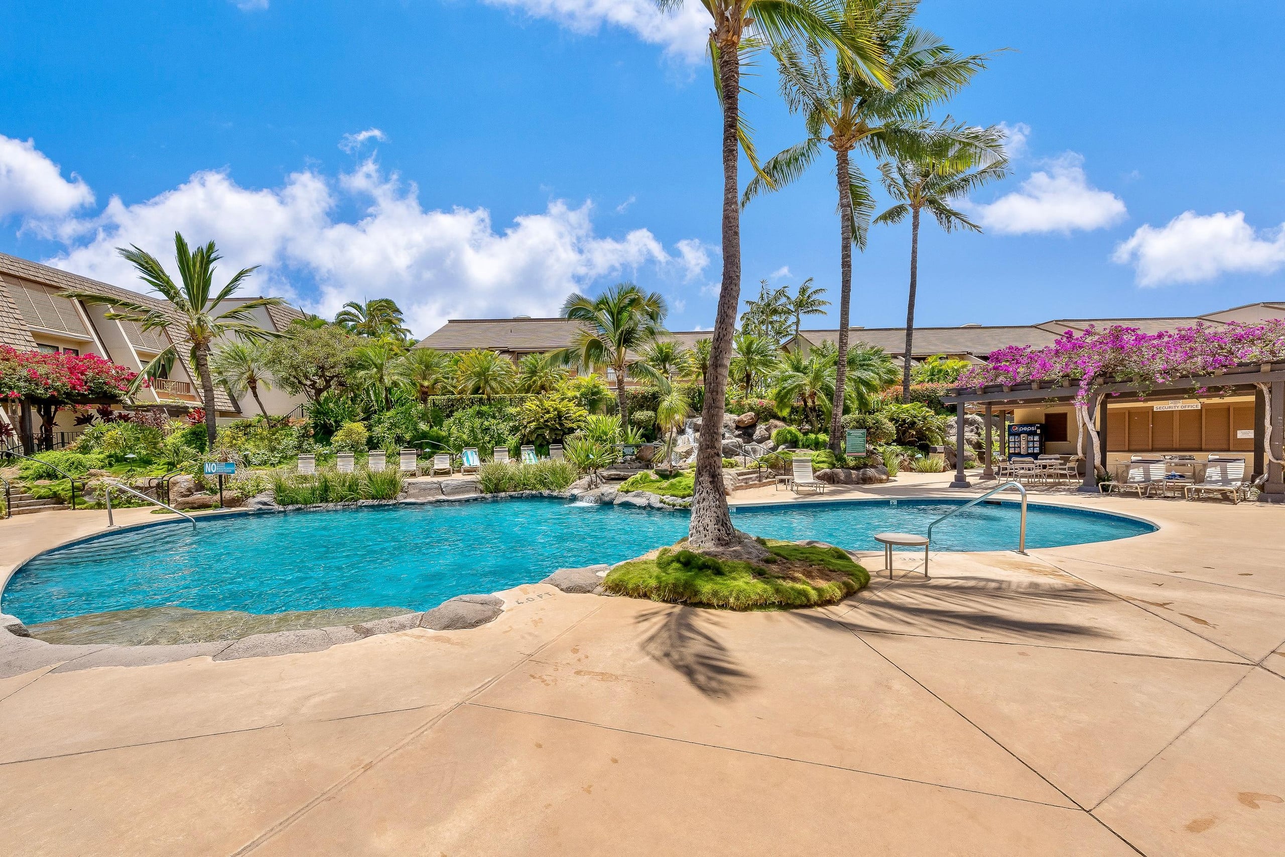 Condo in Kihei · ★4.93 · 2 bedrooms · 2 beds · 2 private baths - Image 53