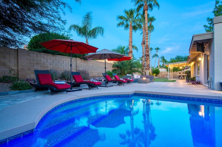 Private Pool & Putting Green | Fire Pit Patio - Phoenix, AZ