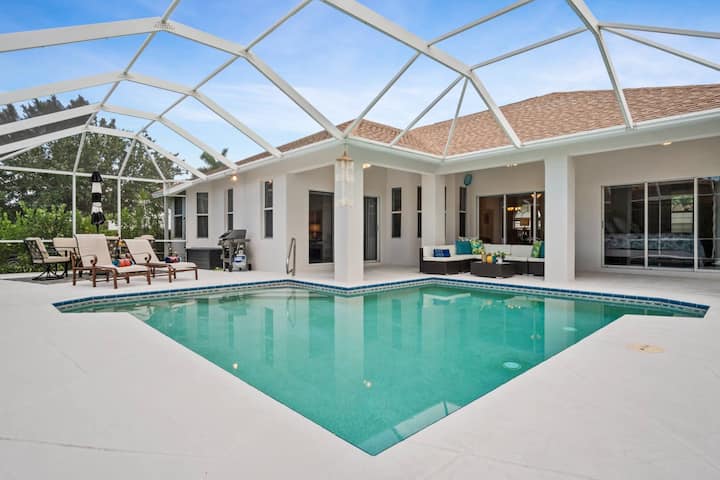 Picturesque Island Retreat Screened-in Lanai Pool - 馬可島