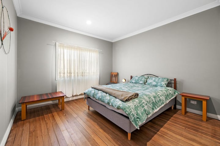 غرفة النوم 1