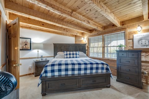 Unwind Vacation Rentals Image