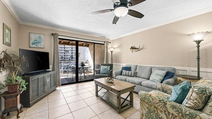 Sala de estar con sofá cama