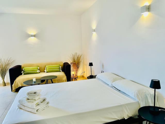 La Fosca Serveis managed Airbnb listing 2