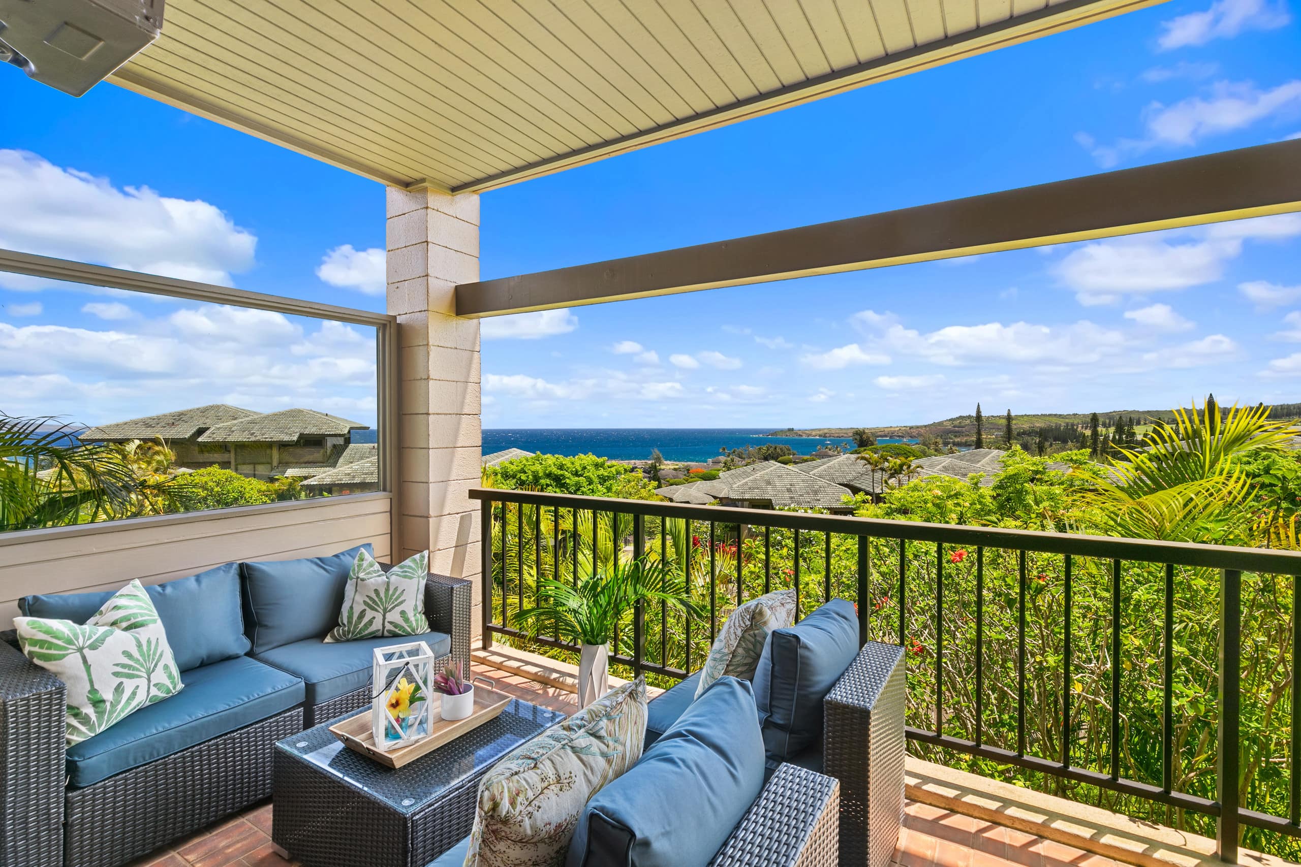 Condo in Lahaina · ★4.92 · 2 bedrooms · 4 beds · 3 baths - Image 24
