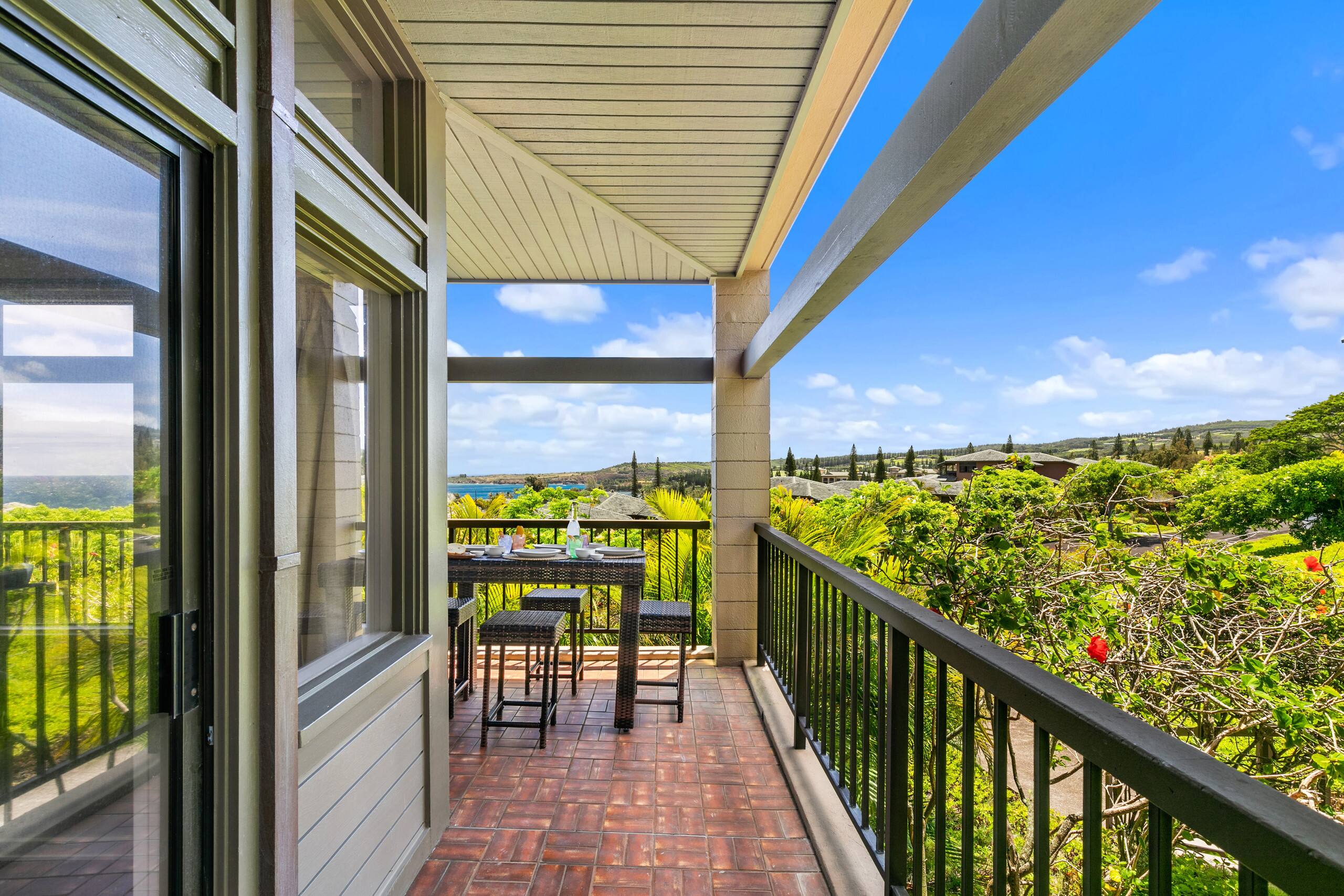 Condo in Lahaina · ★4.92 · 2 bedrooms · 4 beds · 3 baths - Image 26
