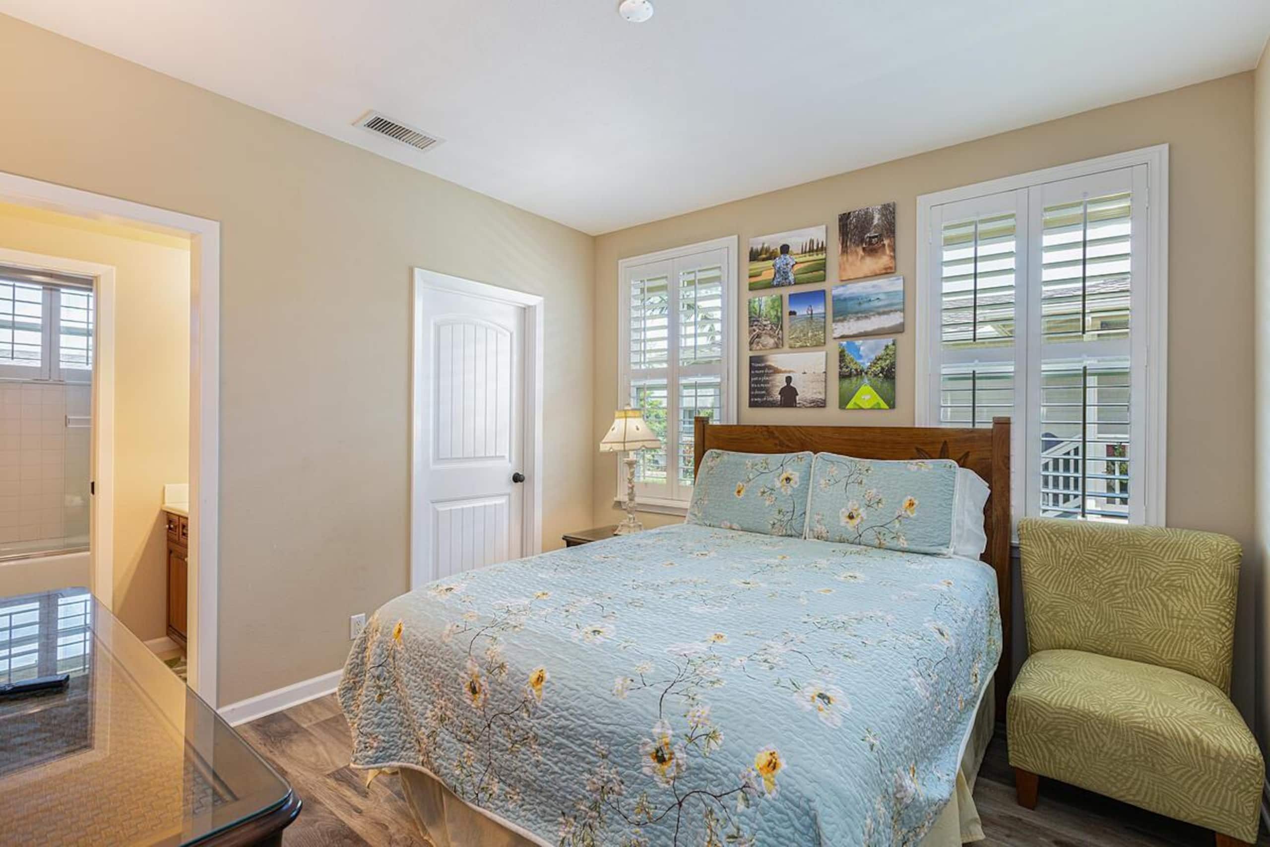 Townhouse in Princeville · ★4.89 · 3 bedrooms · 3 beds · 2.5 shared baths - Image 23