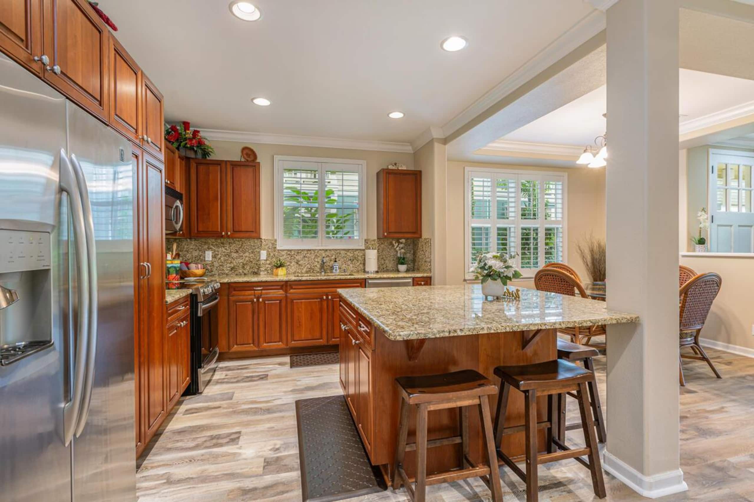 Townhouse in Princeville · ★4.89 · 3 bedrooms · 3 beds · 2.5 shared baths - Image 11