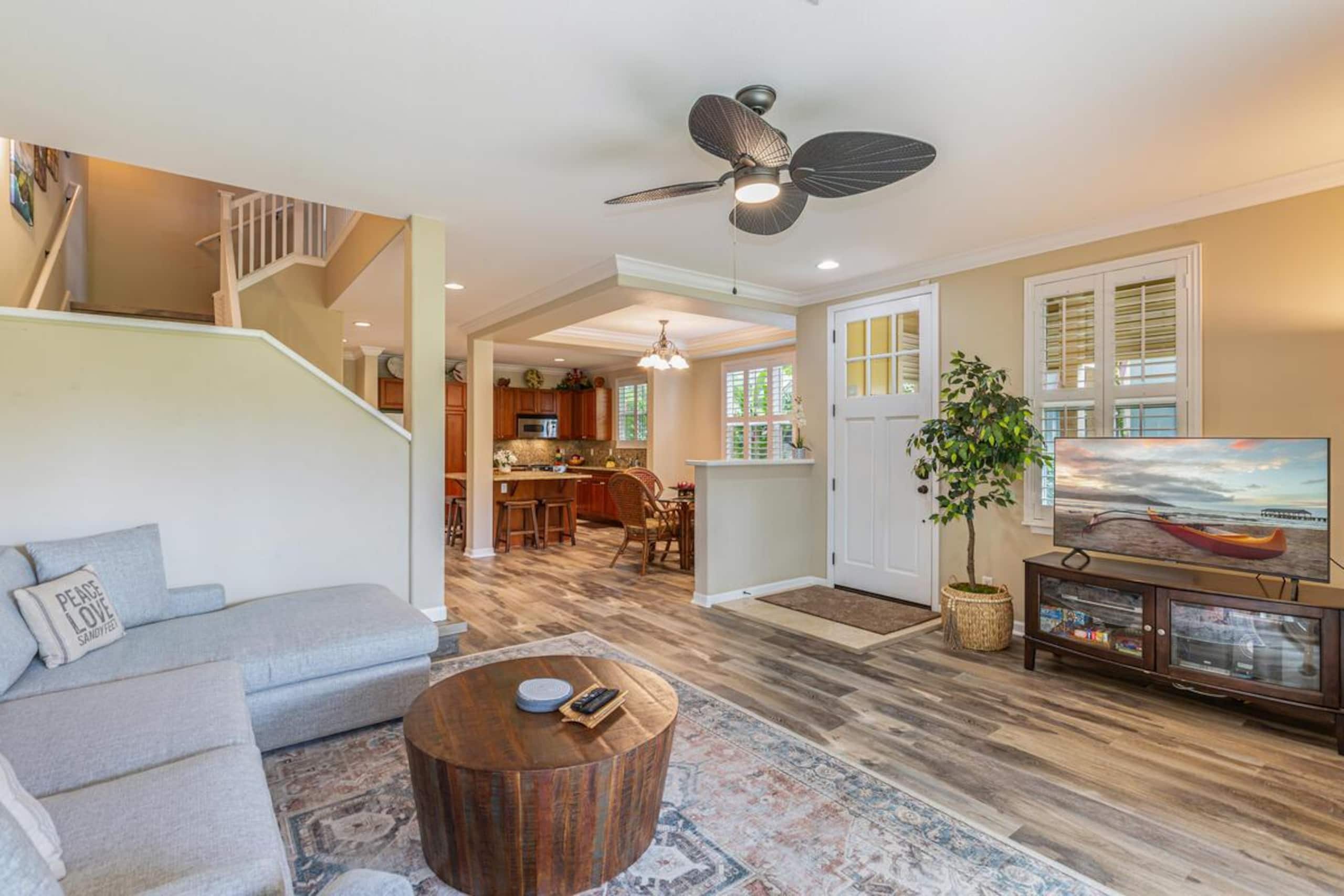 Townhouse in Princeville · ★4.89 · 3 bedrooms · 3 beds · 2.5 shared baths - Image 8