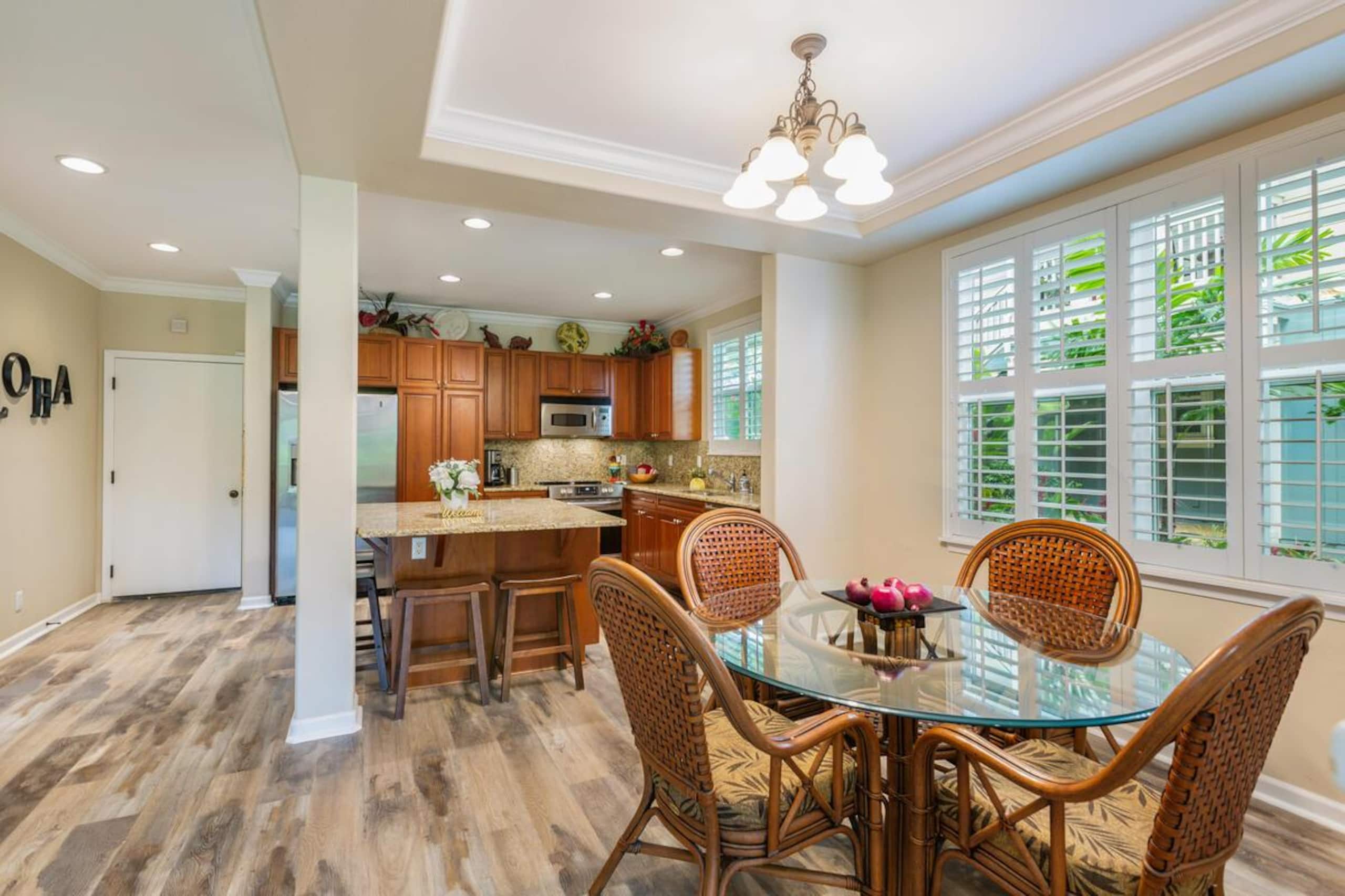 Townhouse in Princeville · ★4.89 · 3 bedrooms · 3 beds · 2.5 shared baths - Image 10