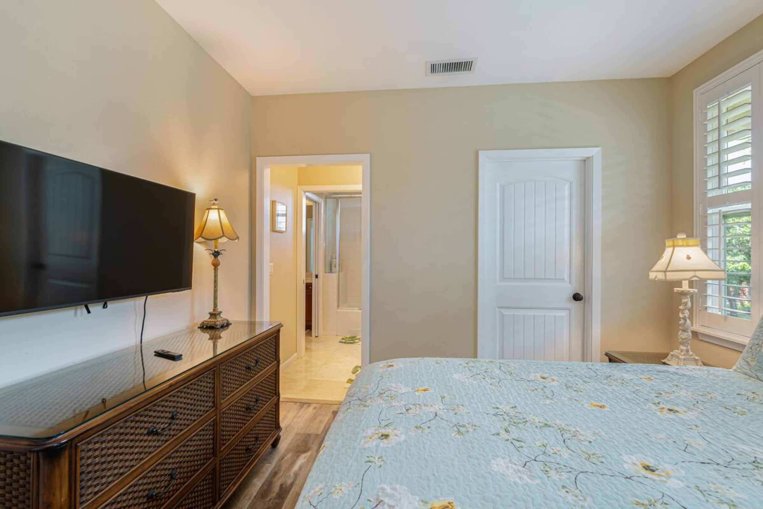 Townhouse in Princeville · ★4.89 · 3 bedrooms · 3 beds · 2.5 shared baths - Image 24