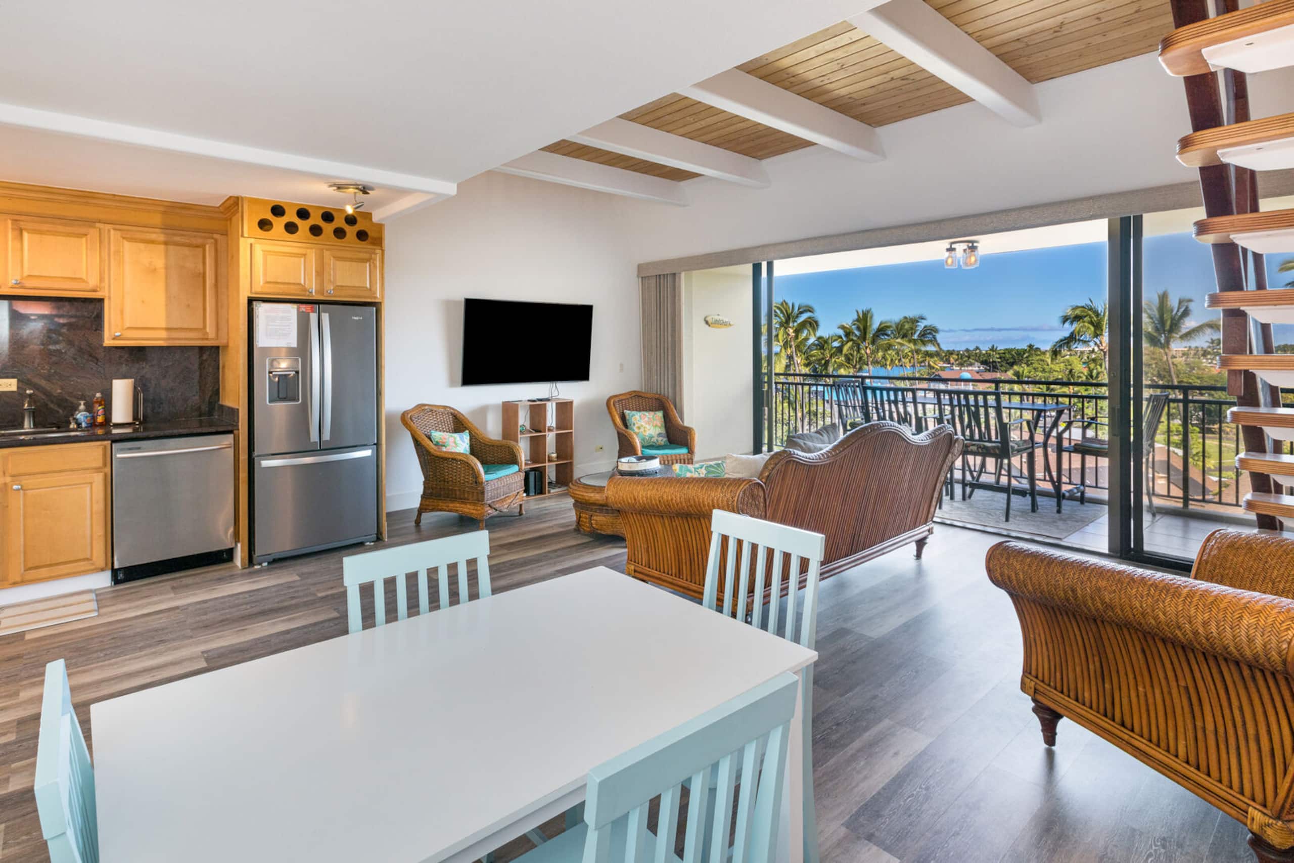 Condo in Kailua-Kona · ★4.74 · 2 bedrooms · 2 beds · 3 baths - Image 4