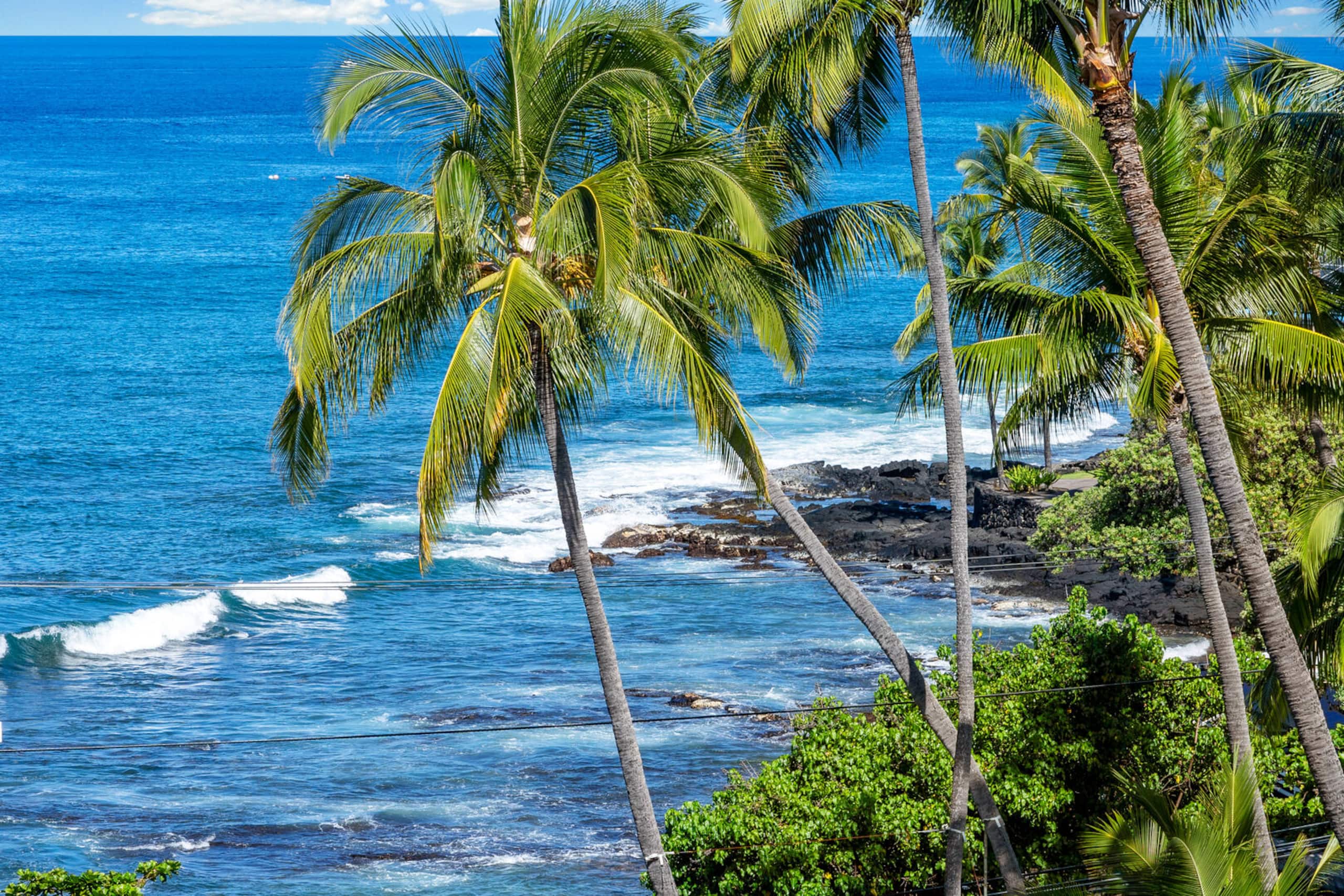 Condo in Kailua-Kona · ★4.74 · 2 bedrooms · 2 beds · 3 baths - Image 32