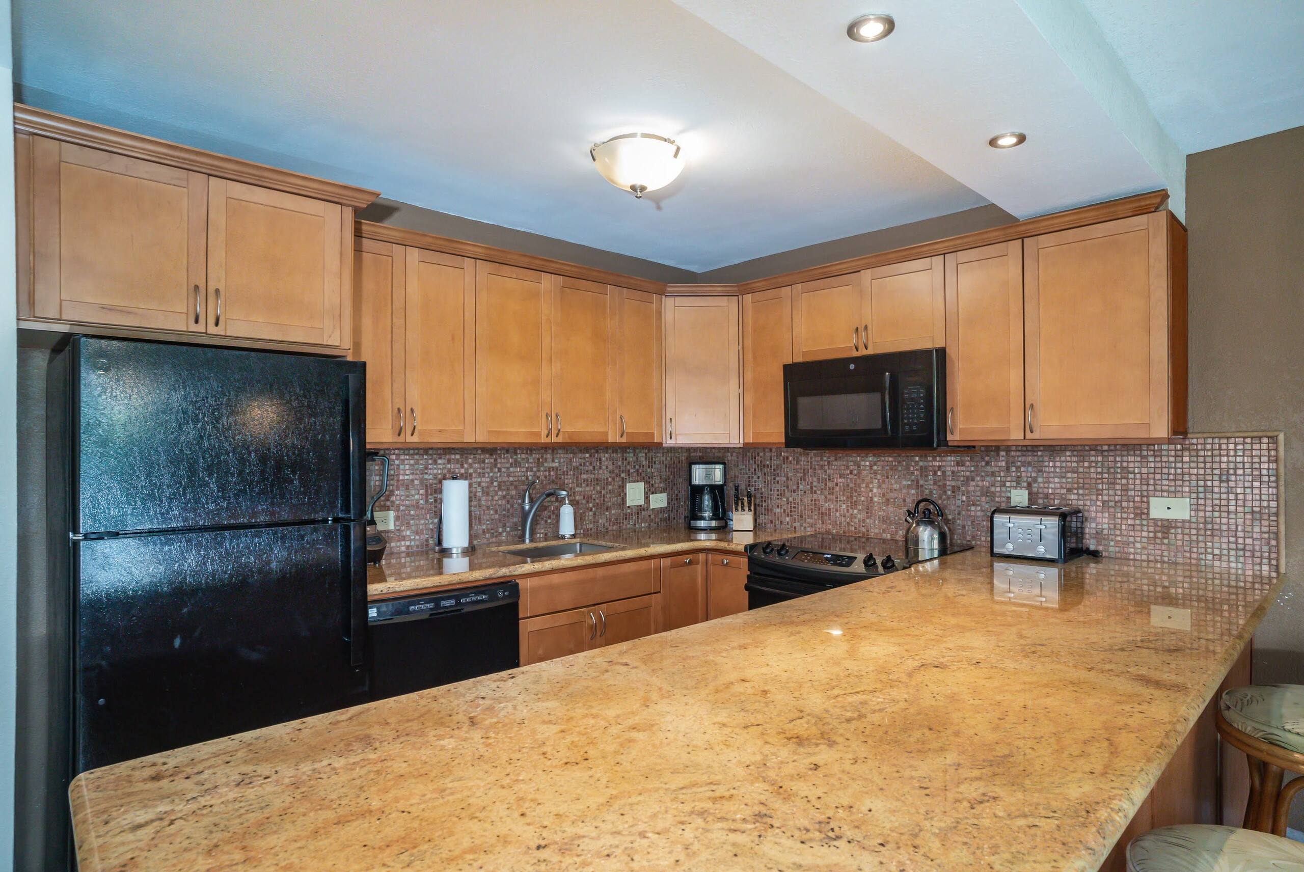 Condo in Kihei · ★4.33 · 2 bedrooms · 3 beds · 2 shared baths - Image 15