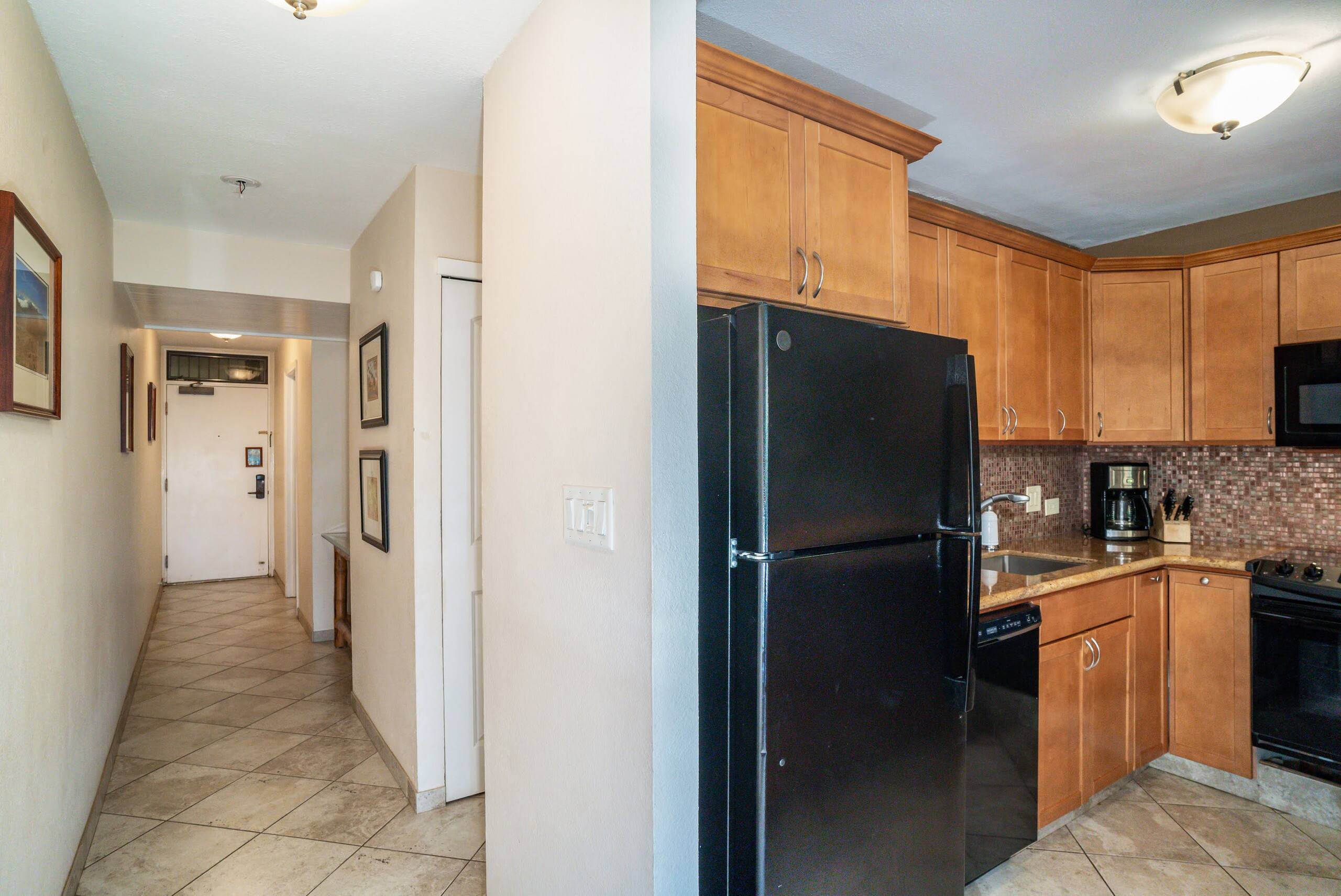 Condo in Kihei · ★4.33 · 2 bedrooms · 3 beds · 2 shared baths - Image 16