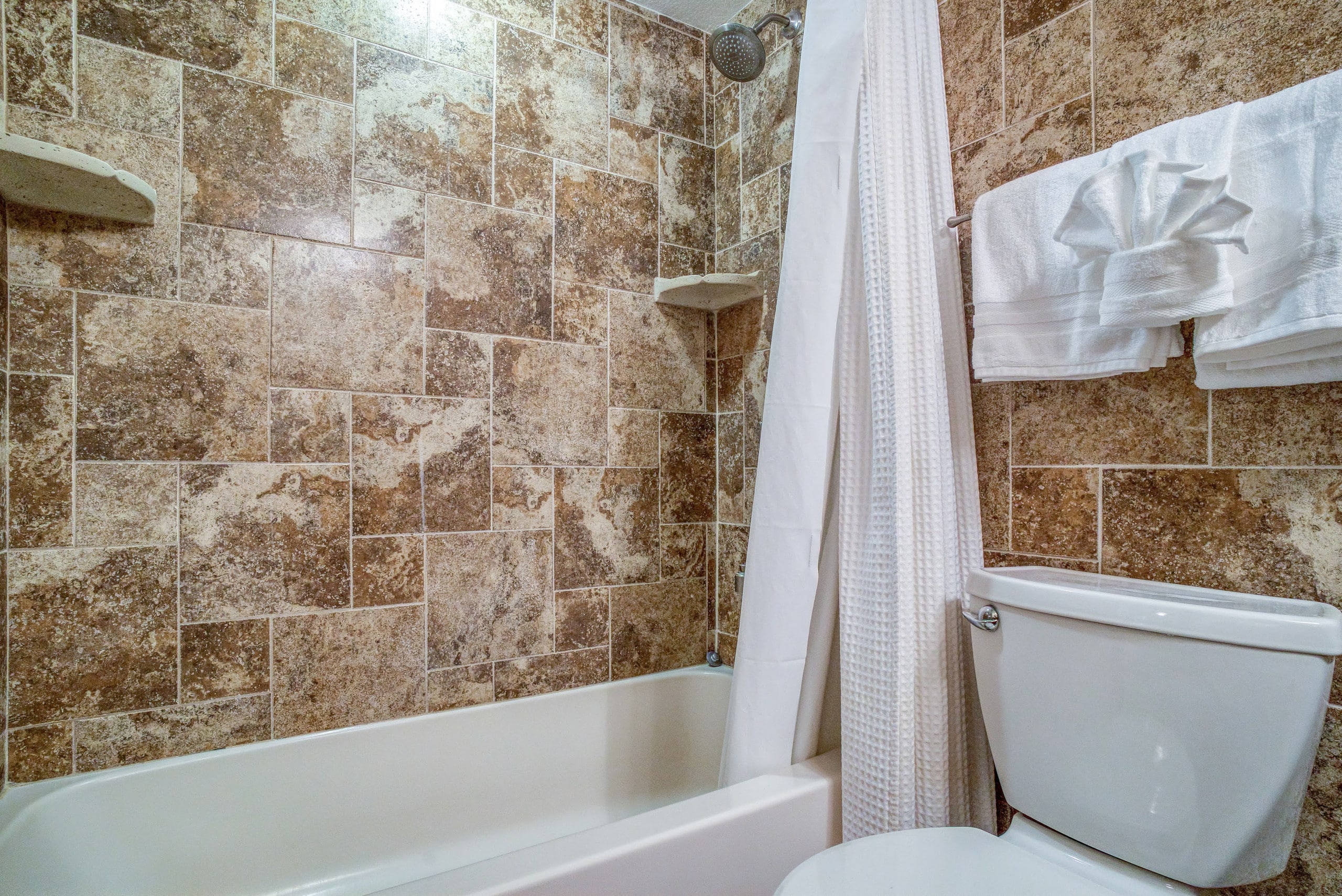 Condo in Kihei · ★4.33 · 2 bedrooms · 3 beds · 2 shared baths - Image 29