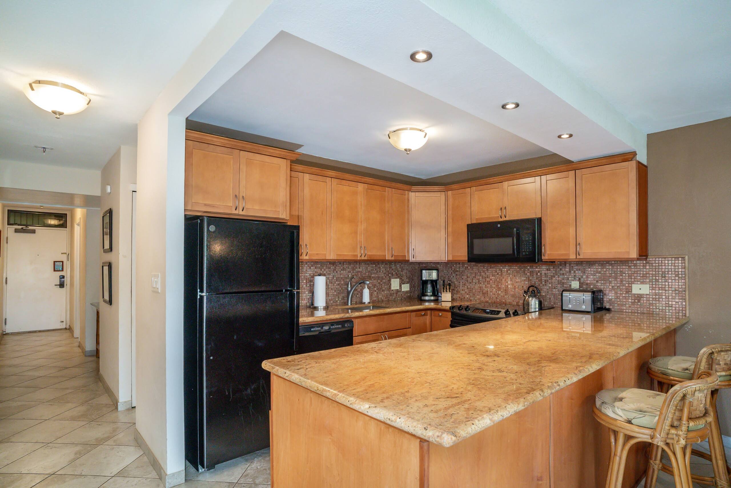 Condo in Kihei · ★4.33 · 2 bedrooms · 3 beds · 2 shared baths - Image 13
