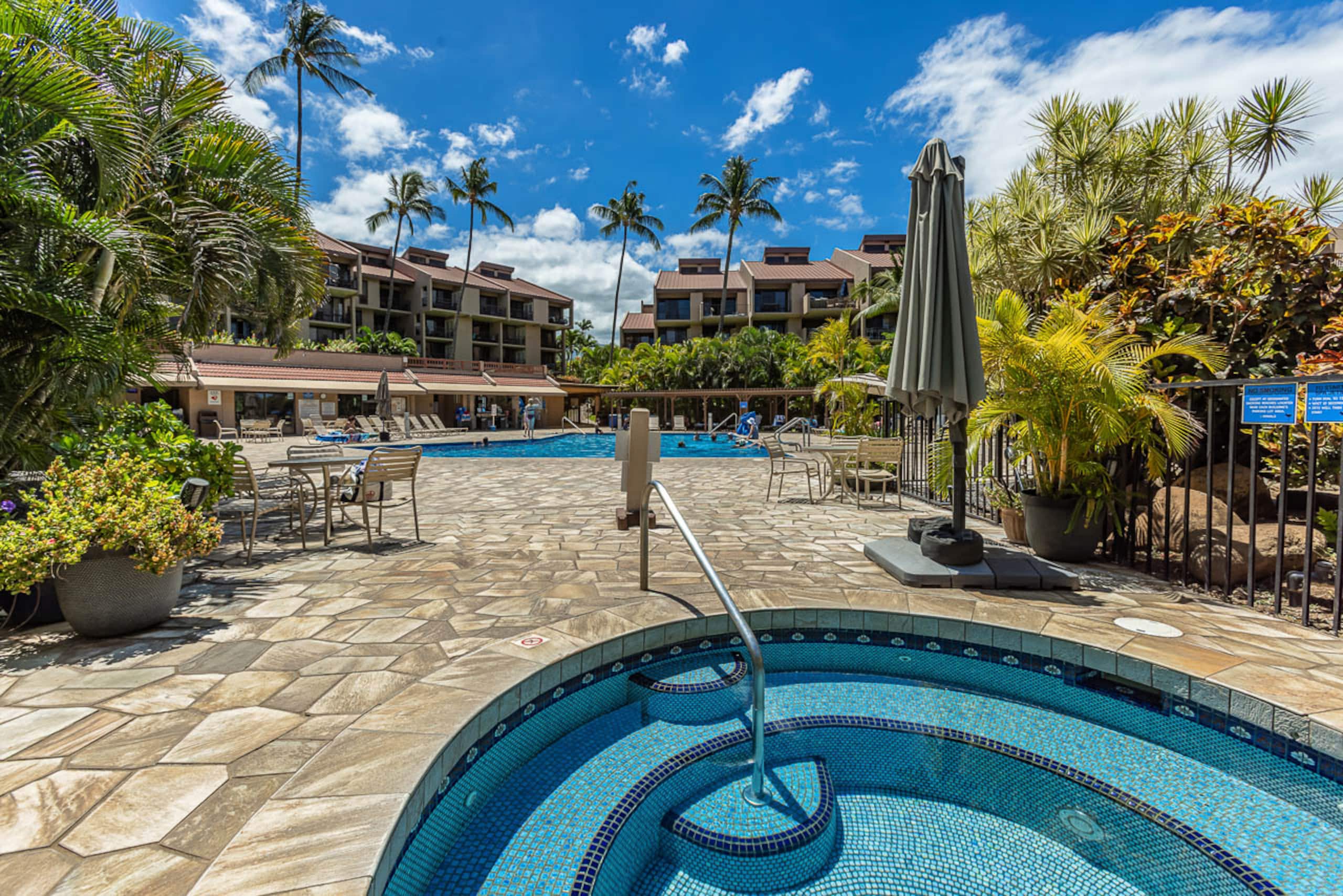 Condo in Kihei · ★4.33 · 2 bedrooms · 3 beds · 2 shared baths - Image 35