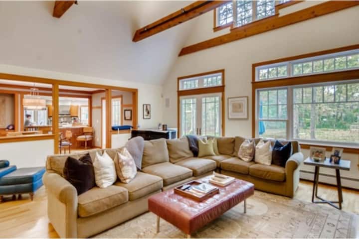 Private Sanctuary In Chilmark With Plenty Of Space - マーサズ・ビンヤード島, MA