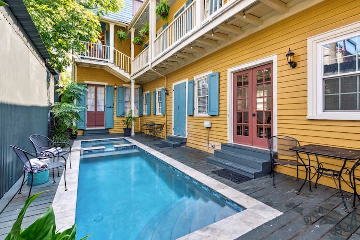 Opulent Historic Mansion w Heated Pool 5br|6.5ba gallery image 2