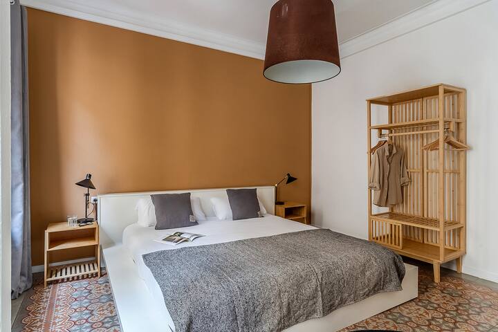 Amazing Gran de Gràcia gallery image 3