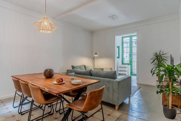 Amazing Gran de Gràcia gallery image 2