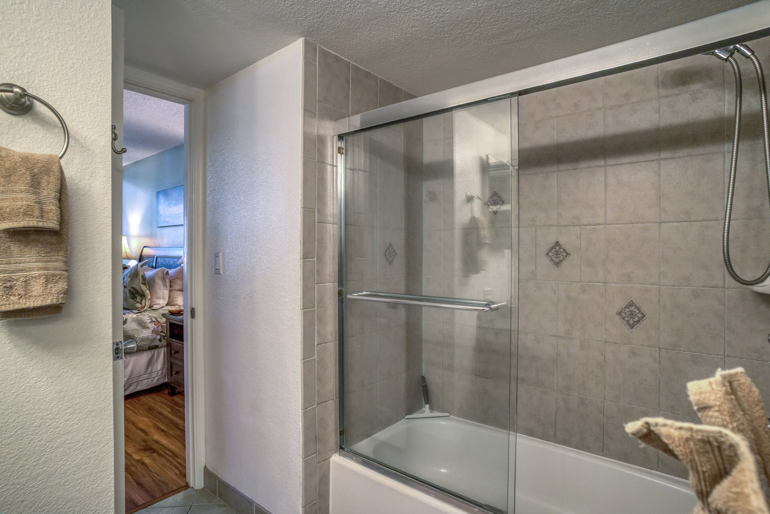 Condo in Kihei · ★4.67 · 1 bedroom · 2 beds · 2 shared baths - Image 6