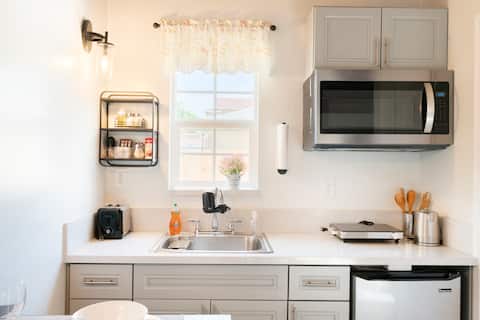 Successful Airbnb property: Cozy Lemon Tree Guest Studio with Garden in El Monte