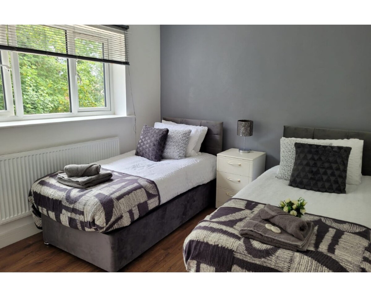 Ubytovanie so službami v Srk - Peterborough