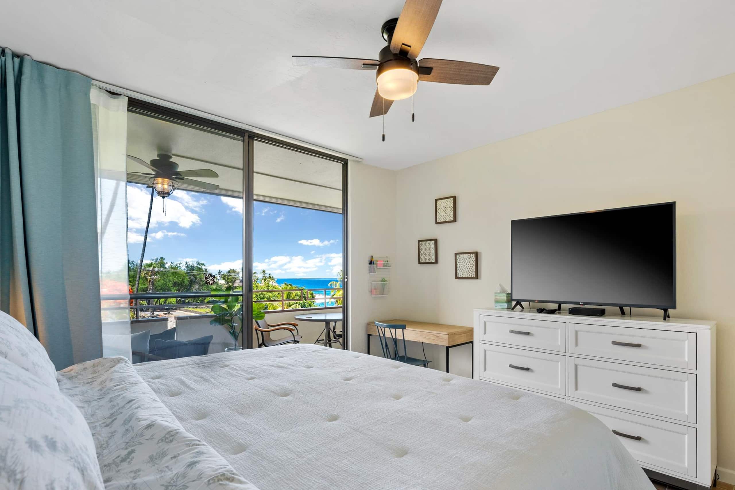 Condo in Kailua-Kona · ★4.91 · 2 bedrooms · 2 beds · 2 baths - Image 37