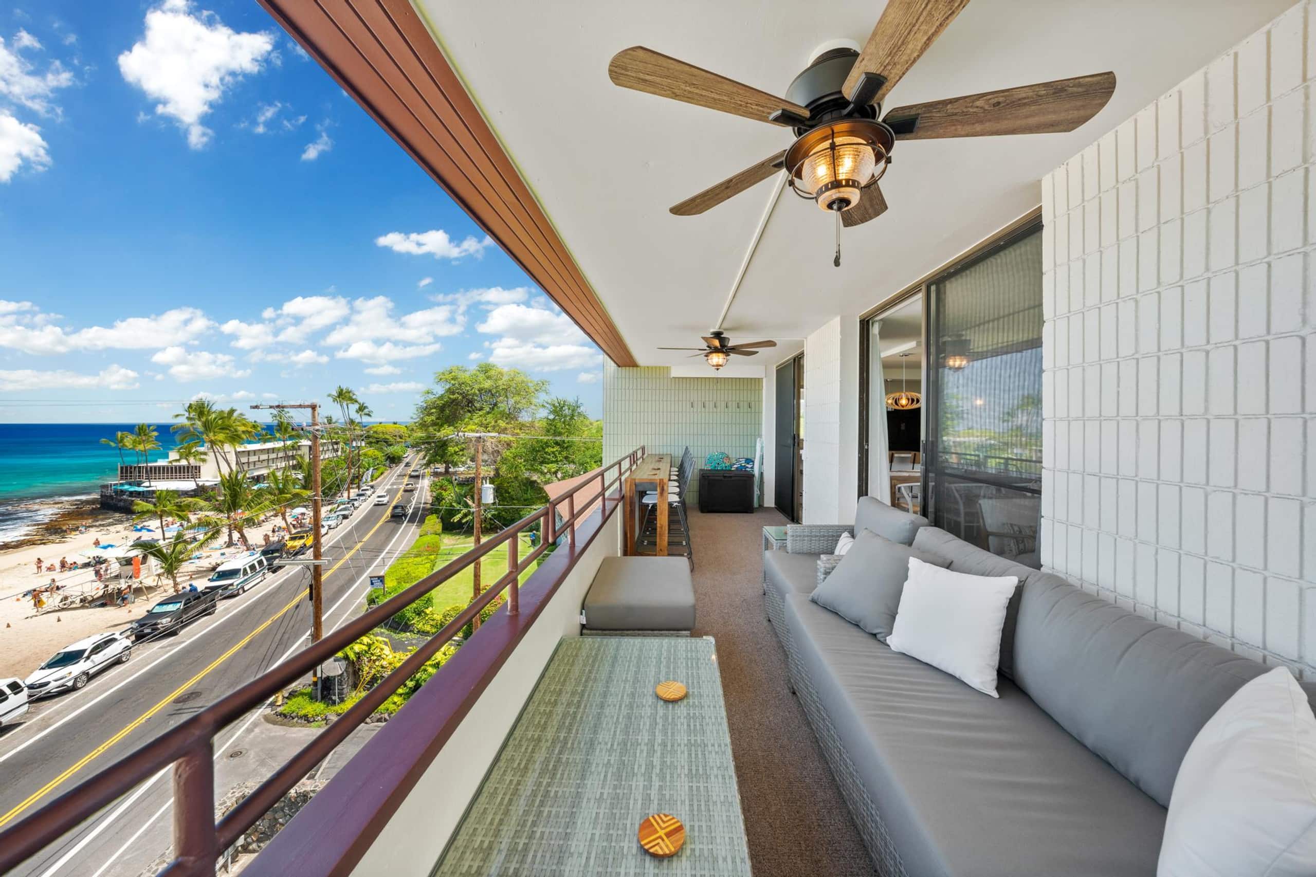 Condo in Kailua-Kona · ★4.91 · 2 bedrooms · 2 beds · 2 baths - Image 2