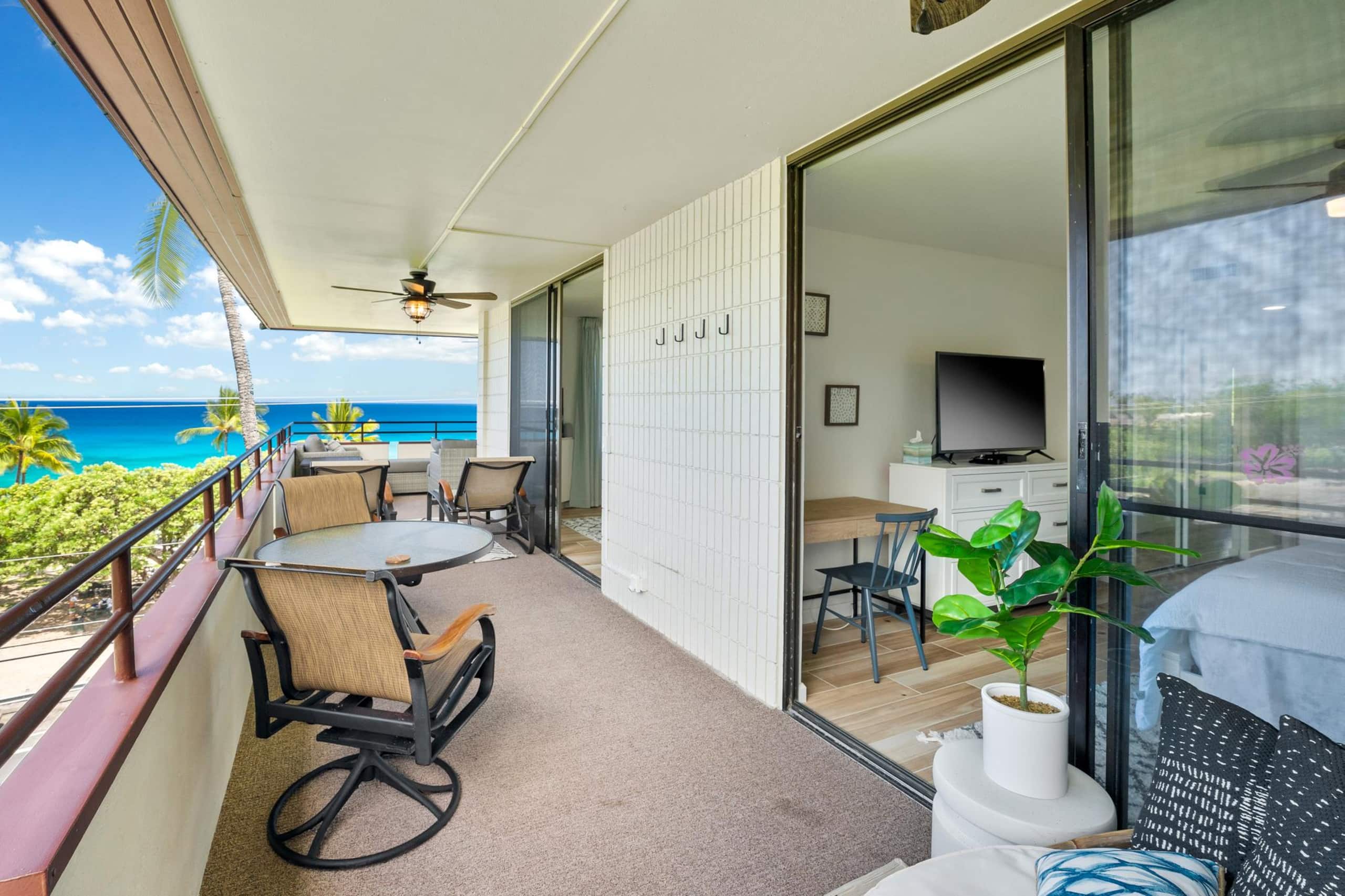 Condo in Kailua-Kona · ★4.91 · 2 bedrooms · 2 beds · 2 baths - Image 42