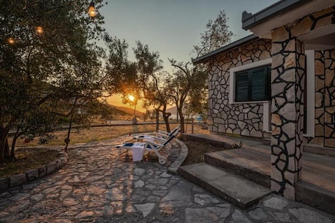 Casa Nina - Two Bedroom House