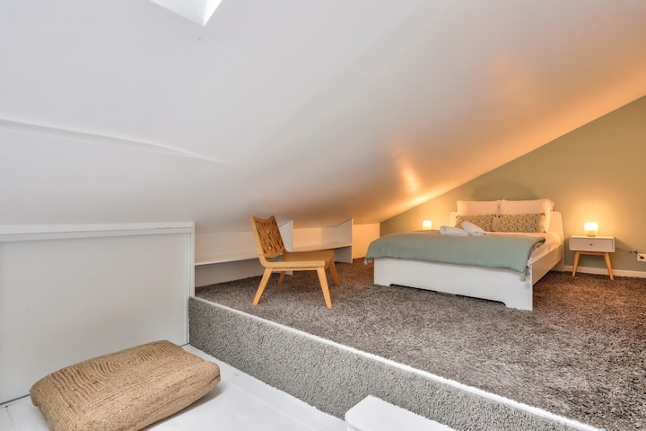 后典型的阁楼卧室6